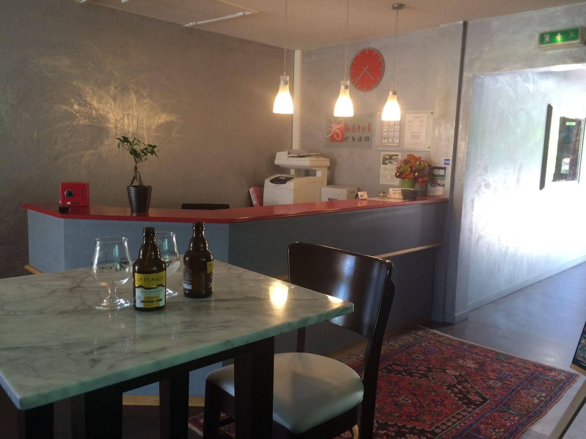 Lempdes sur Allagnon Hotel Evan מראה חיצוני תמונה
